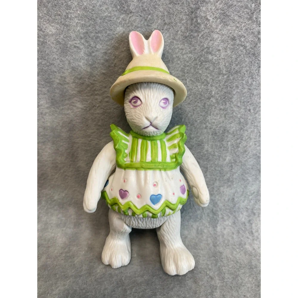 VTG Mandy‎ 1984 Dept 56 Easter Bunny Rabbit Figurine Spring Heart Dress Hat